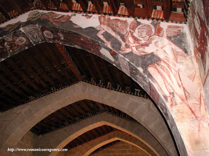 DETALLE DE INTRADS Y ENJUTA NORTE DESDE LOS PIES